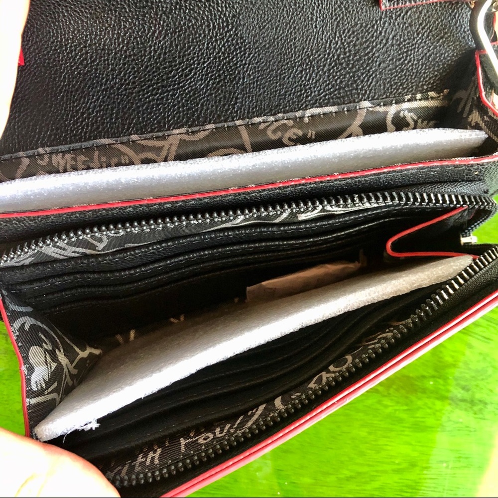 💋 Betsy Johnson Fur Lips purse 💋 - Picture 6 of 8